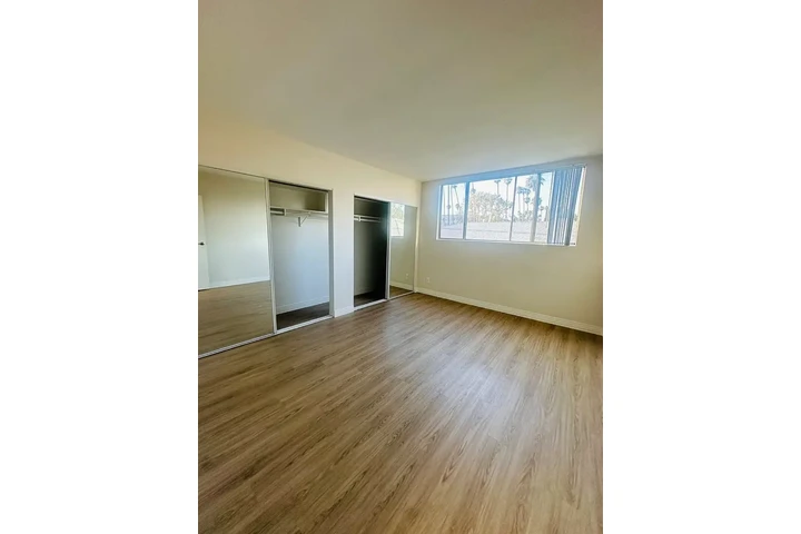 $1100 : Apt. 1Ba/1Ba en Los Angeles image 5