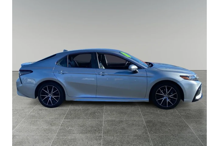 $27526 : Toyota Camry 2023 SE 4dr Sed image 6