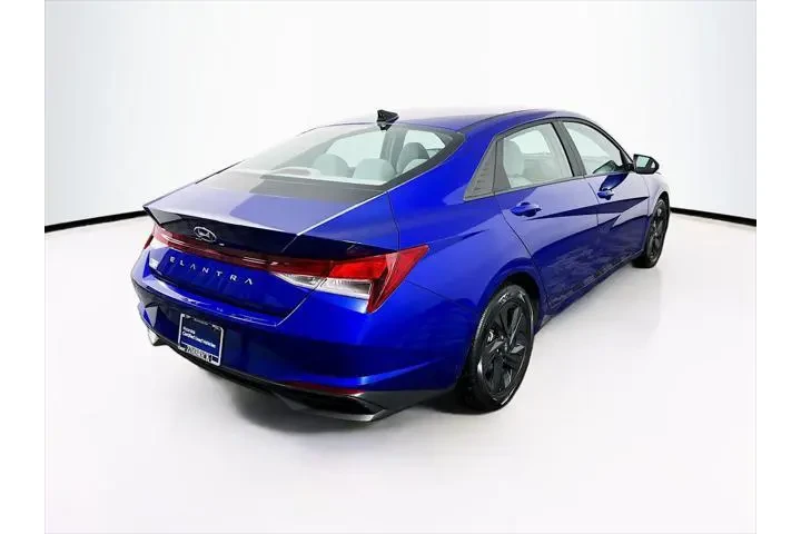 $17143 : Hyundai ELANTRA 2023 SEL 4dr image 6