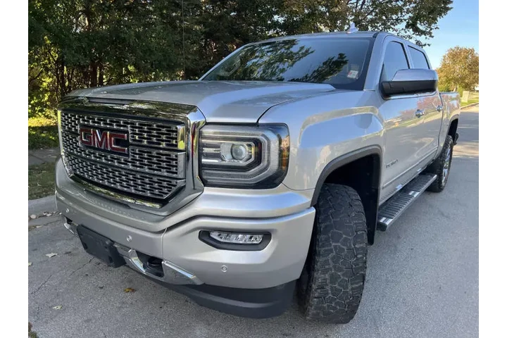 $24497 : 2018 GMC Sierra 1500 Denali image 4