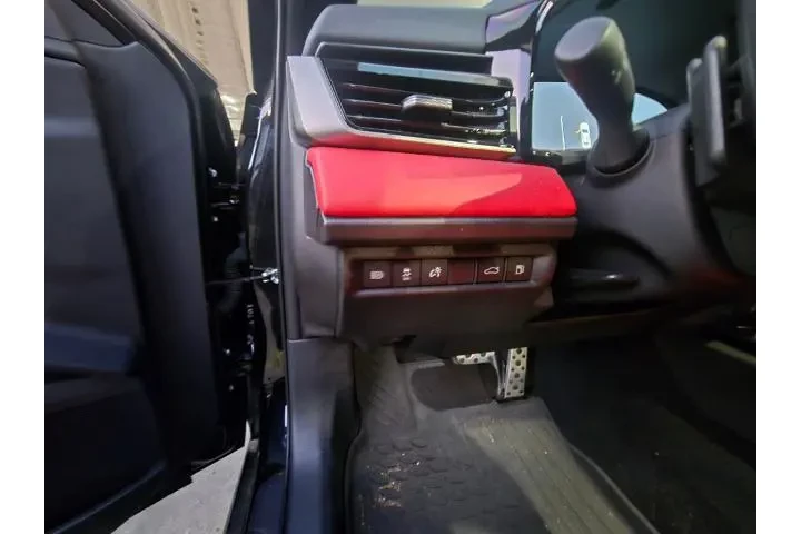 $35900 : Toyota Camry 2025 XSE 4dr Se image 7