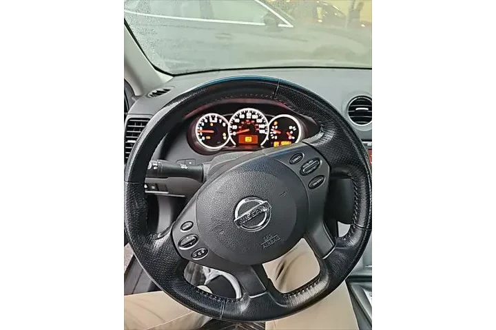 $7115 : Nissan Altima 2010 2.5 SL 4d image 2