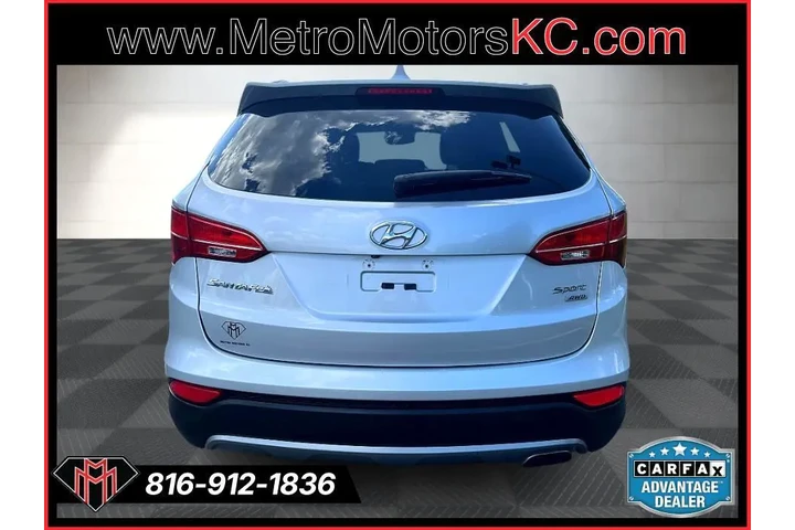$10989 : 2013 Santa Fe AWD 4dr Sport image 4
