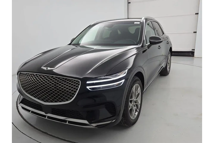 $37998 : Genesis GV70 2025 AWD 2.5T S image 3