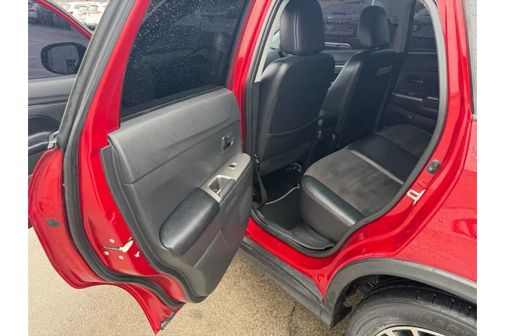 2018 Outlander Sport SE 2.4 C image 9