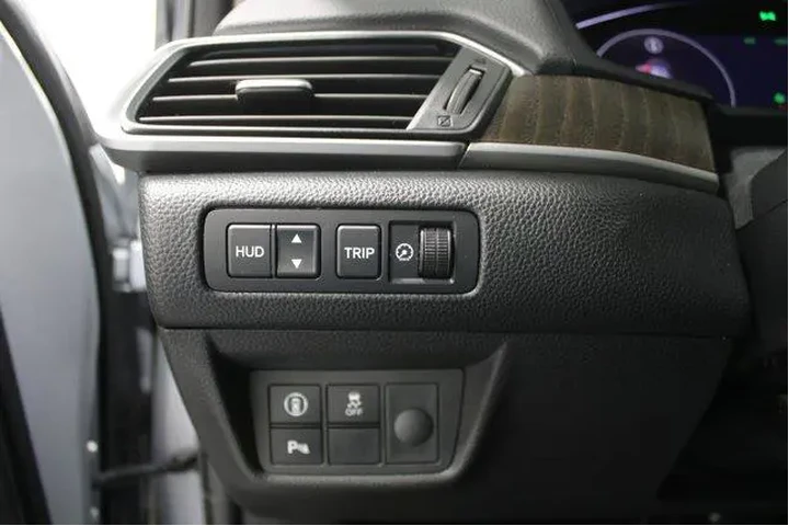 $26989 : Honda Accord 2019 Touring 4d image 8