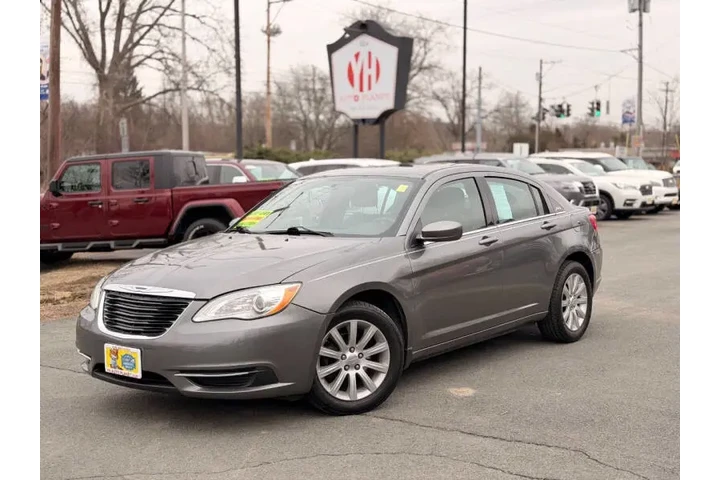 $8995 : 2012 200 Touring image 4