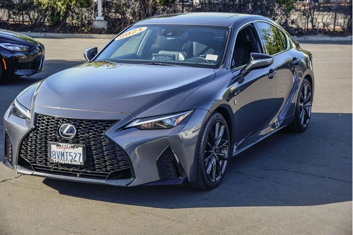 $32945 : Lexus IS 350 2021 F SPORT 4d image 3