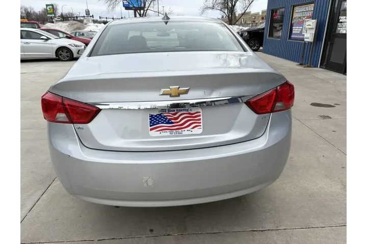 $14990 : 2018 Impala LT image 8
