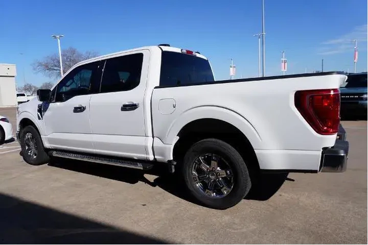 $35988 : Ford F-150 2022 4x2 XLT 4dr image 4