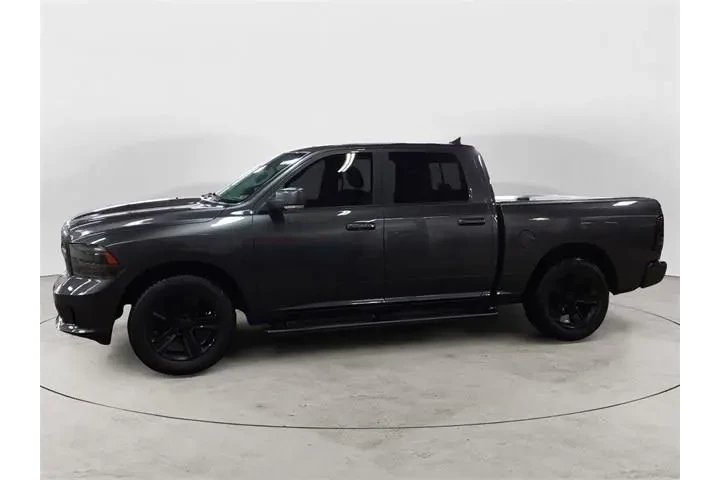 $31288 : Ram 1500 2018 4x4 Sport 4dr image 2