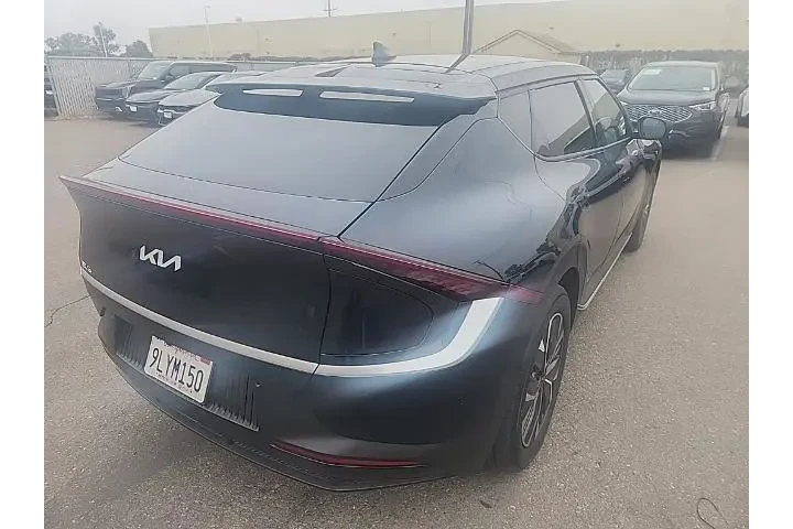 $27491 : Kia EV6 2024 Wind 4dr Crosso image 8