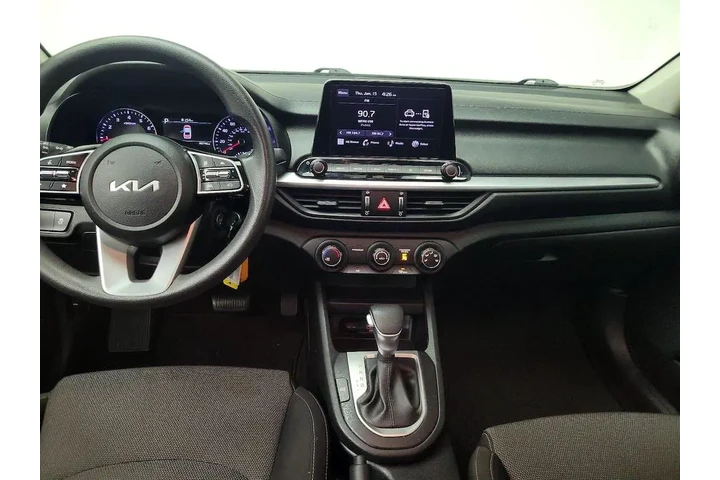 $17998 : Kia Forte 2023 LX 4dr Sedan image 9