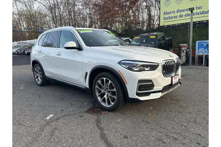 $31499 : 2022 BMW X5 xDrive40i image 1