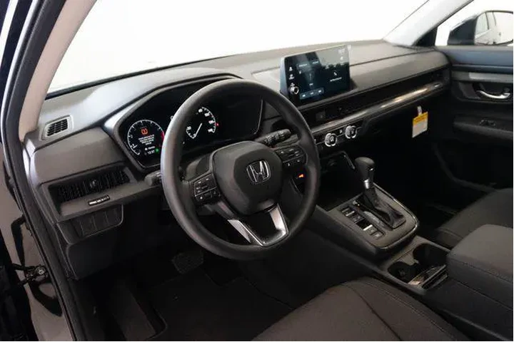 $31697 : Honda CR-V 2026 AWD LX 4dr S image 3