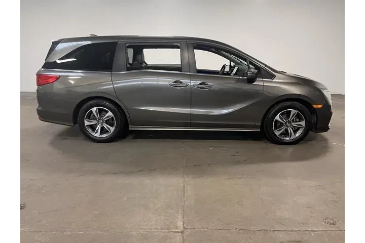 $21951 : Honda Odyssey 2018 Touring 4 image 2