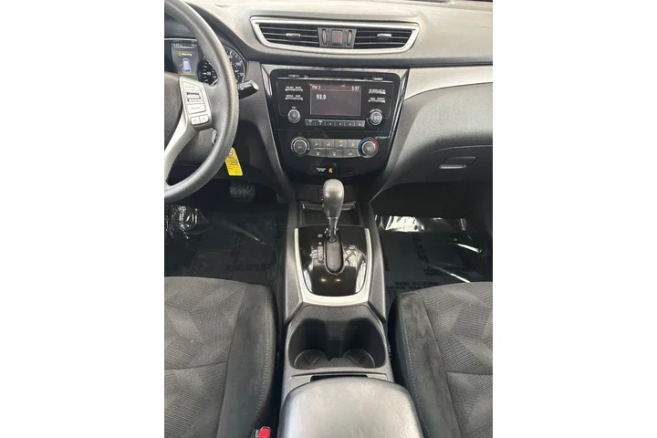 $8995 : 2016 Rogue S image 9