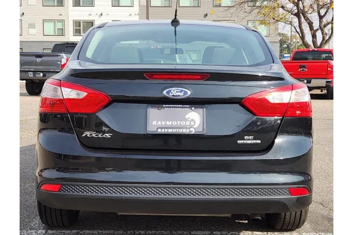 $10974 : 2014 Focus SE image 8