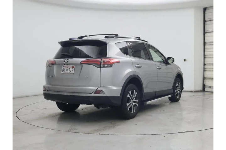 $23998 : Toyota RAV4 2018 LE 4dr SUV image 8