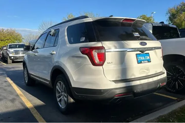 $16995 : Ford Explorer 2018 AWD XLT 4 image 6