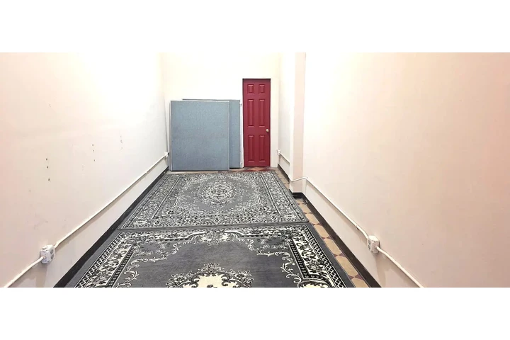 $2000 : █►WHITTIER BLVD►SUITE OFICINA image 2