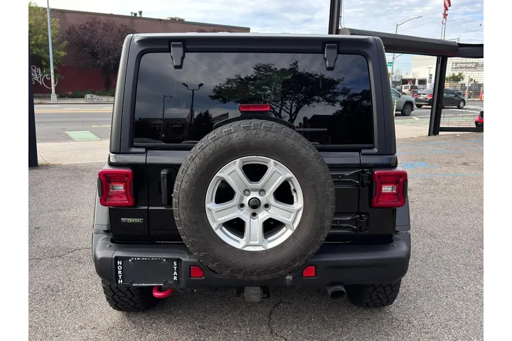 $30877 : Jeep Wrangler Unlimited 2021 image 5