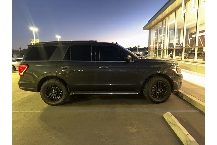 $35900 : Ford Expedition 2022 4x2 XLT image 5