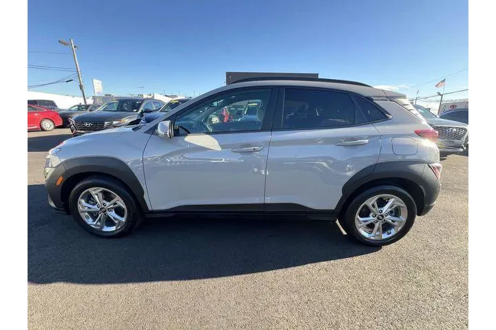 $19995 : Hyundai KONA 2023 AWD SEL 4d image 7
