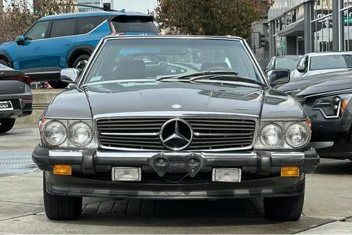 $27900 : Mercedes-Benz 560-Class 1986 image 9