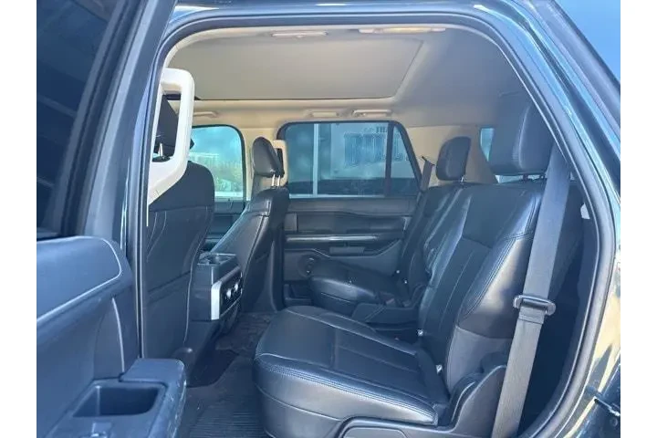 $39988 : Ford Expedition 2022 4x2 XLT image 10
