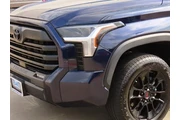 $37999 : Toyota Tundra 2023 4x4 SR5 4 thumbnail