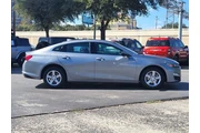 $18500 : Chevrolet Malibu 2024 LT 4dr thumbnail