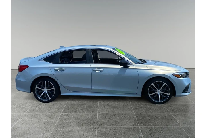 $27912 : Honda Civic 2022 Touring 4dr image 6