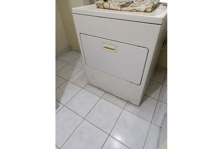 $650 : Alquiler 2 cuartos 2 baños image 8