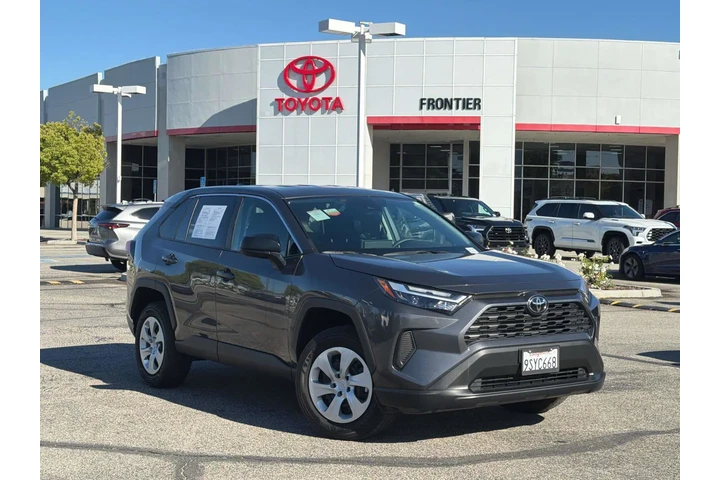 $31385 : Toyota RAV4 2025 LE 4dr SUV image 1
