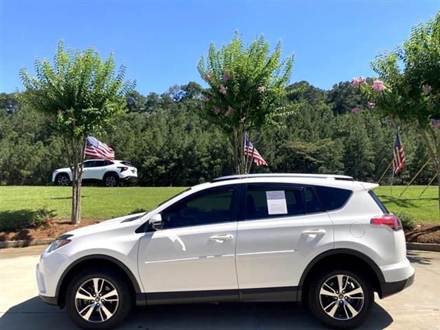 $22890 : 2018 RAV4 XLE FWD image 6