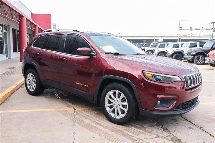 $15979 : 2019 Cherokee Latitude image 4