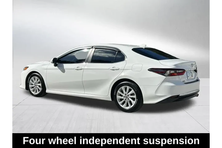 $19996 : Toyota Camry 2023 LE 4dr Sed image 8