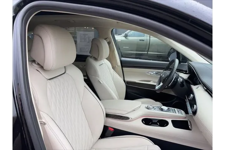 $60 : Genesis GV70 2024 AWD 3.5T S image 9