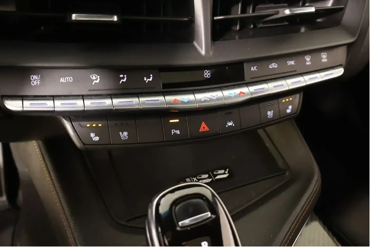 $32999 : Cadillac CT4-V 2021 AWD 4dr image 8