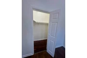 $1975 : 1 BEDROOM APARTMENT thumbnail