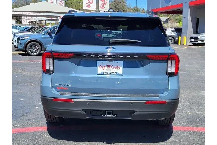 $35800 : Ford Explorer 2025 Active 4d image 4