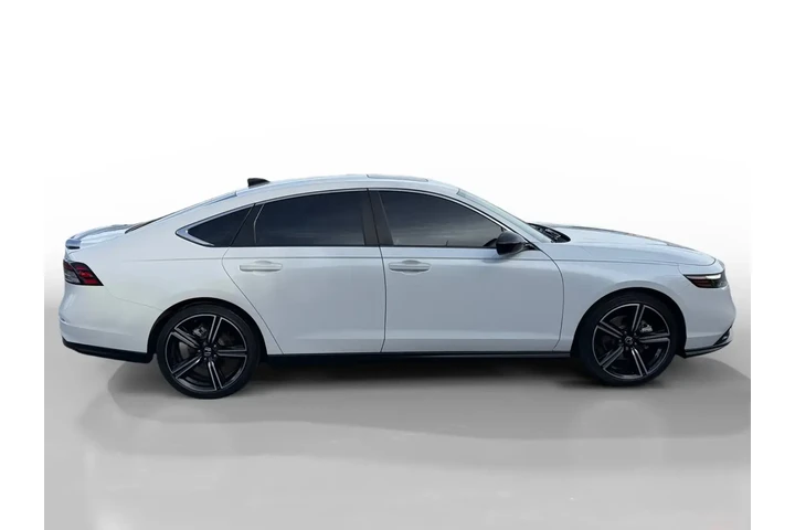 $26440 : Honda Accord Hybrid 2023 Spo image 6