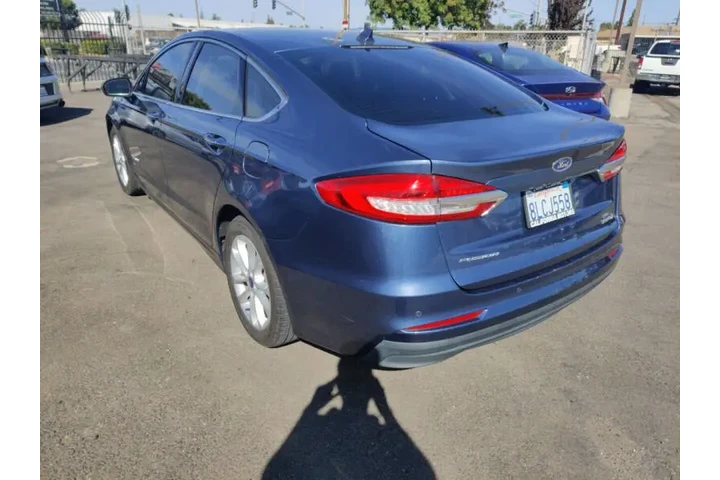 $16999 : 2019 Fusion Hybrid SEL image 4