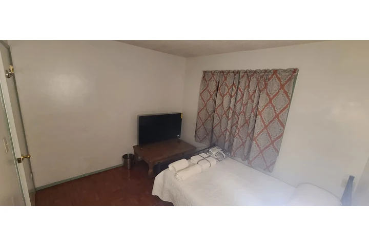 $900 : Cuarto en Rancho Cucamonga image 5