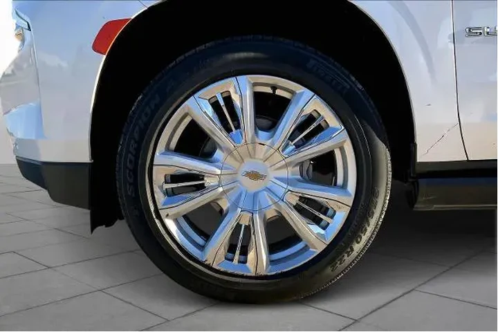 $39737 : Chevrolet Suburban 2021 4x2 image 10