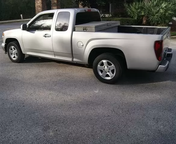 $4900 : 2010 Chevrolet Colorado LT image 2