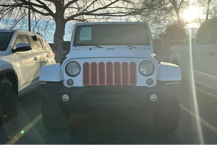 $17995 : Jeep Wrangler Unlimited 2016 image 6