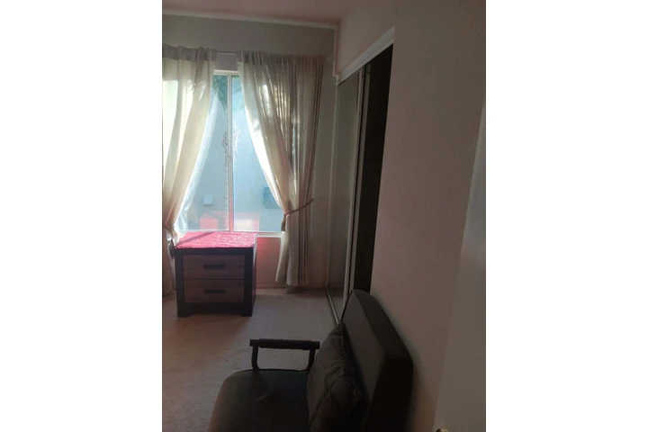 $700 : Una Recamara image 2