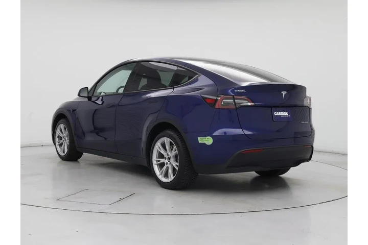 $33998 : Tesla Model Y 2023 AWD Long image 2